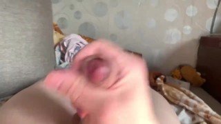 slim boy cums on himself 💦🧑‍🦱