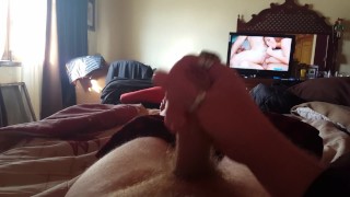 “Straight Guy” jerking off to Bisexual Porn, very hot!