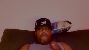 Late night sesh’ 2 cumshot