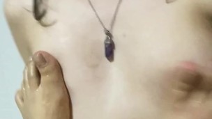 a good tit massage with feet and oiled 😌