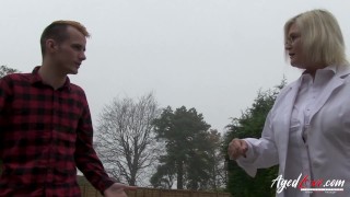 AGEDLOVE Mature Lady Holly Provides Herself For Hardcore Sex With Cheffie Shot