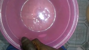 FREAKY N NAUGHTY GUY PISSING 🍌🍌💦💦😂😂