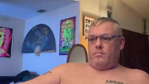 masturbation with left arm after shoulder surgery cell phone view