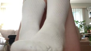 White nike socks