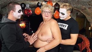 bbw mature rough fucked on halloween