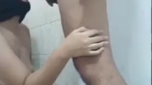 طالبة جامعية من شرم الشيخ تمارس الجنس مع أستاذتها الرياضية في حين لا يوجد أحد هن العر😈💦