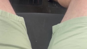 I like carpooling with a good blowjob in the car