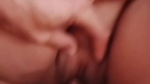 Ngentot memek montok